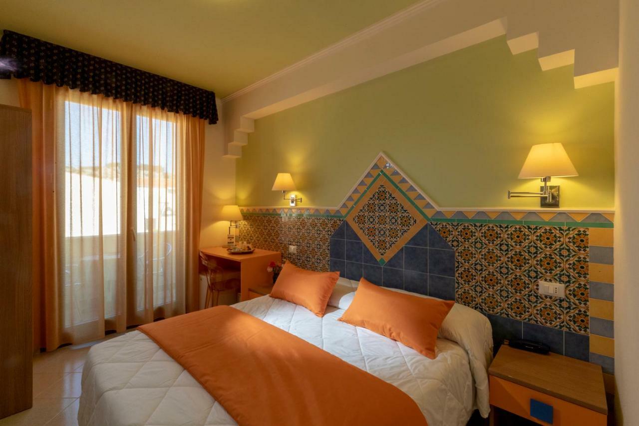 Hotel Riva Del Sole San Vito Lo Capo Exterior photo